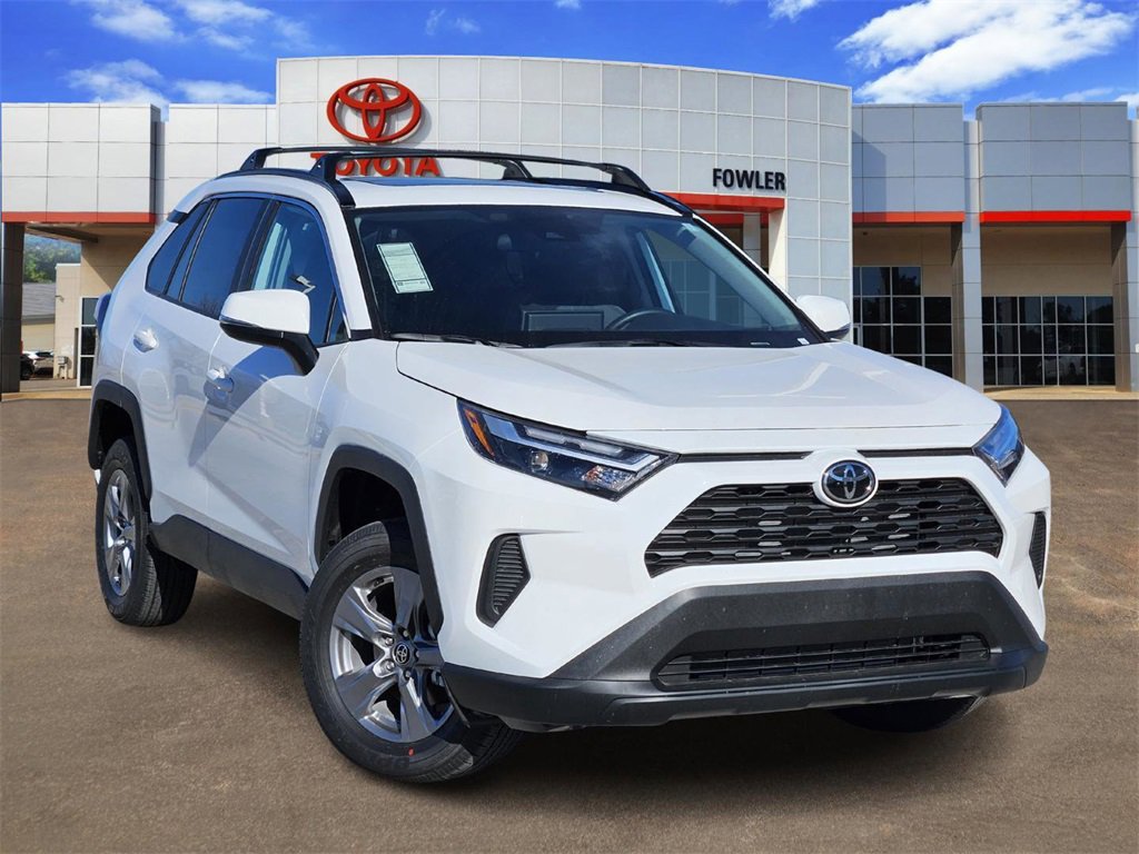 New 2025 Toyota RAV4 XLE w/ Convenience Package image 1