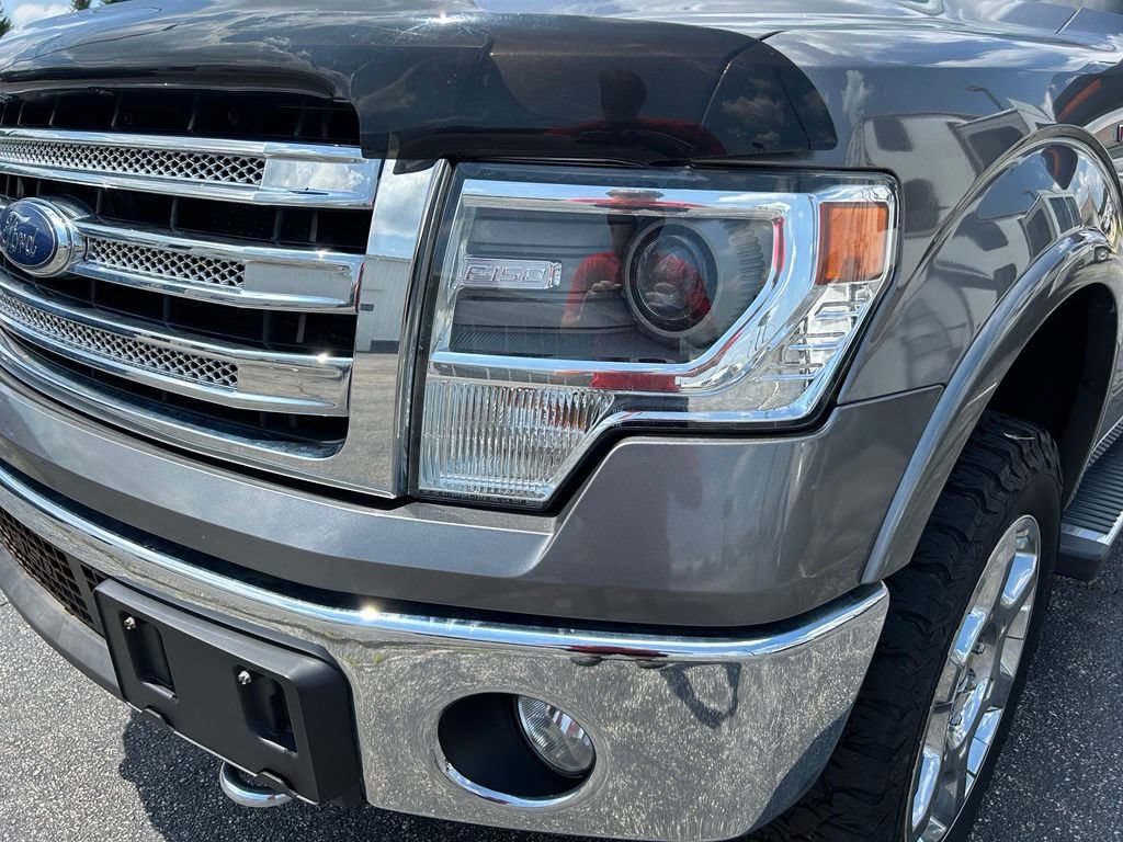 Used 2014 Ford F150 Lariat w/ Equipment Group 502A Luxury AWD/4WD image 6