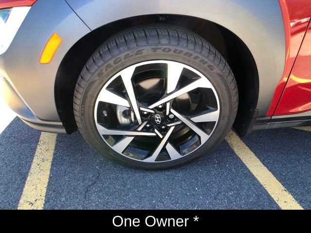 Used 2023 Hyundai Kona Limited AWD/4WD image 10