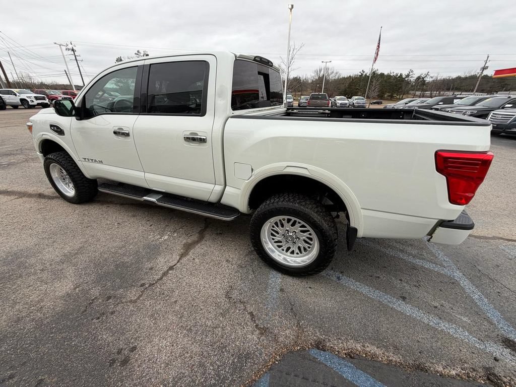 Used 2017 Nissan Titan Platinum Reserve w/ Off-Road Package AWD/4WD image 5