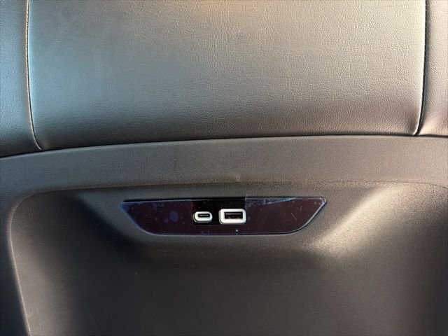 New 2027 Chrysler Pacifica Select FWD image 11