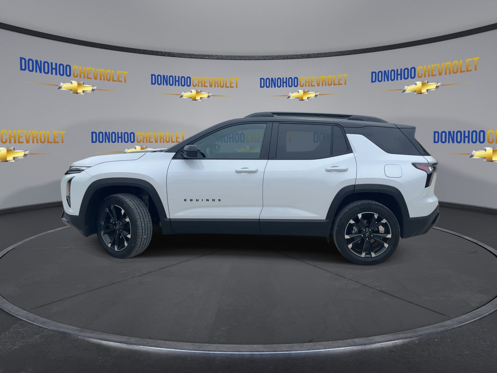 Used 2026 Chevrolet Equinox RS w/ Convenience Package III FWD image 5