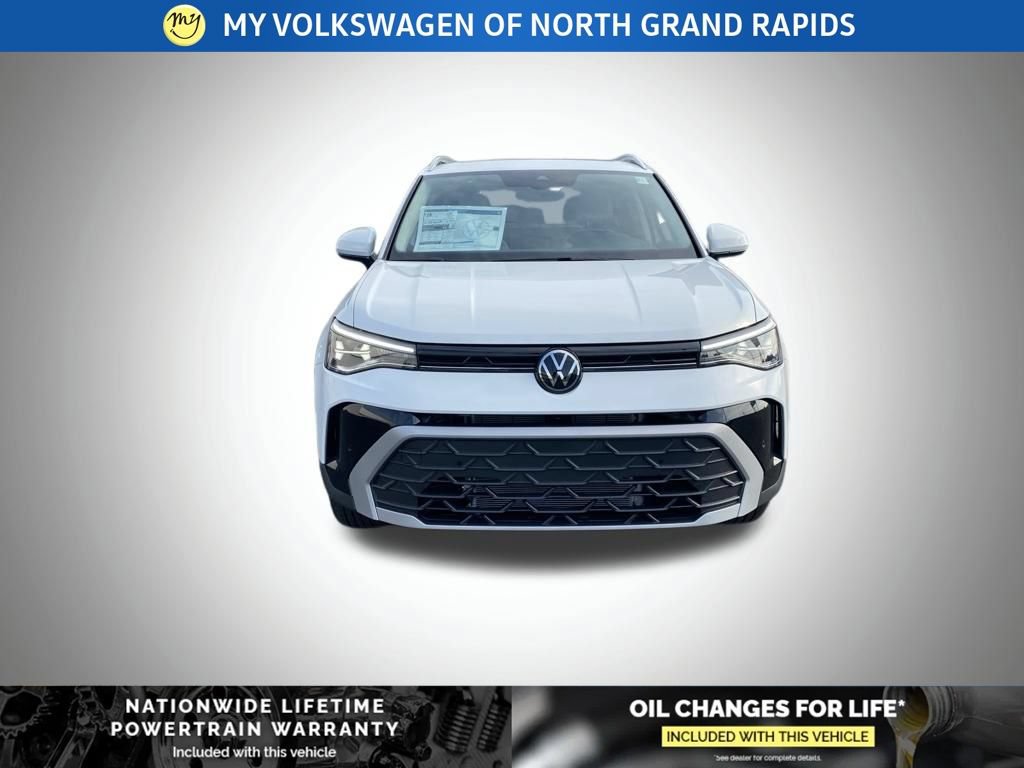 New 2026 Volkswagen Taos SE AWD/4WD image 2