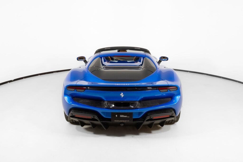 Used 2024 Ferrari 296 GTS RWD image 7