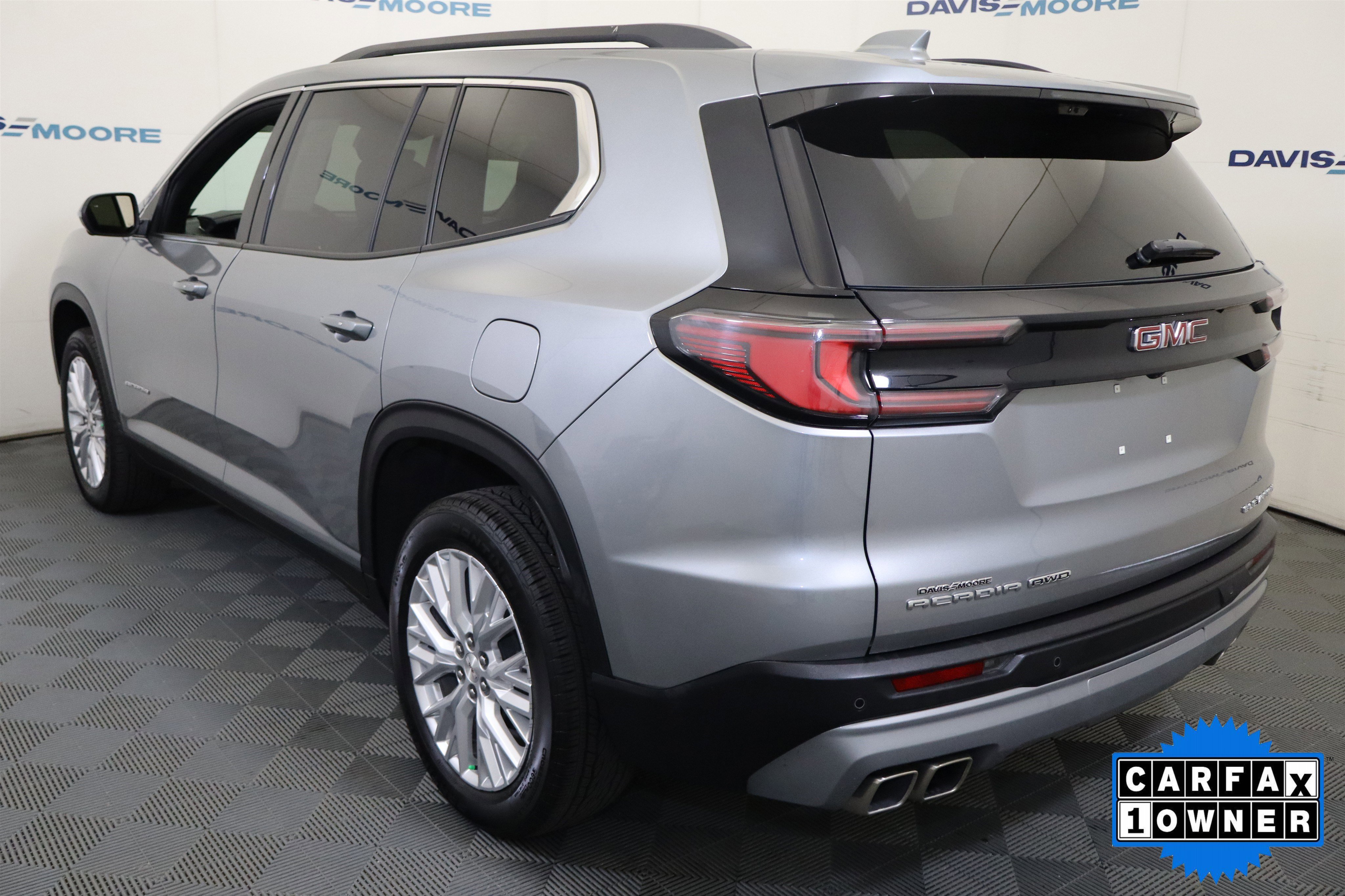 Used 2026 GMC Acadia Elevation w/ Elevation Premium Package AWD/4WD image 10