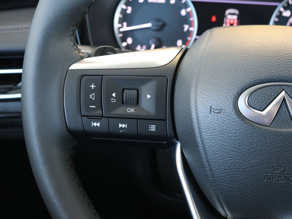 Certified 2025 INFINITI QX60 Pure AWD/4WD image 11