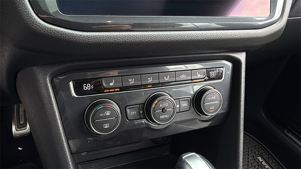 Used 2021 Volkswagen Tiguan SE R-Line image 29