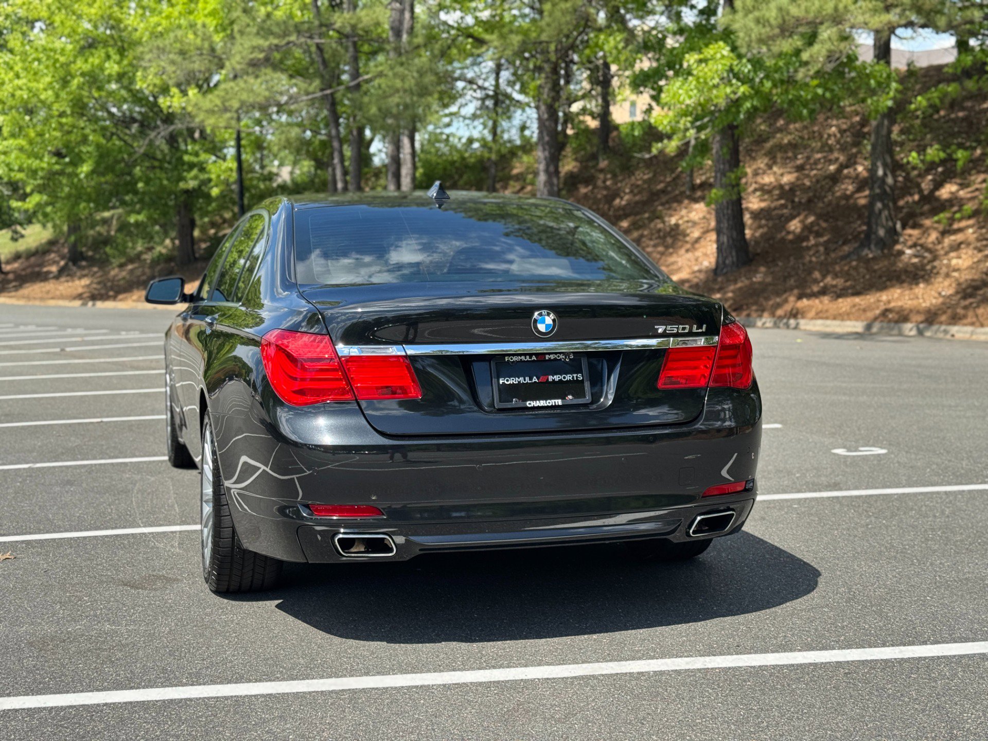 Used 2012 BMW 750Li image 9