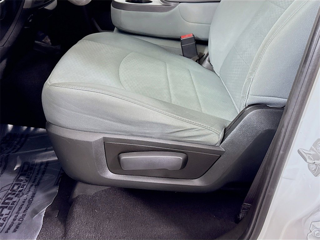 Used 2018 RAM 3500 Tradesman w/ Chrome Appearance Group image 23