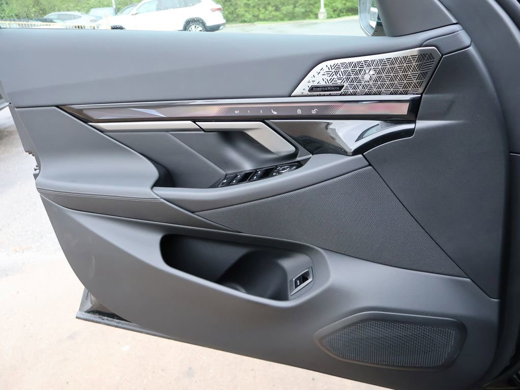New 2027 BMW 530i xDrive AWD/4WD image 43