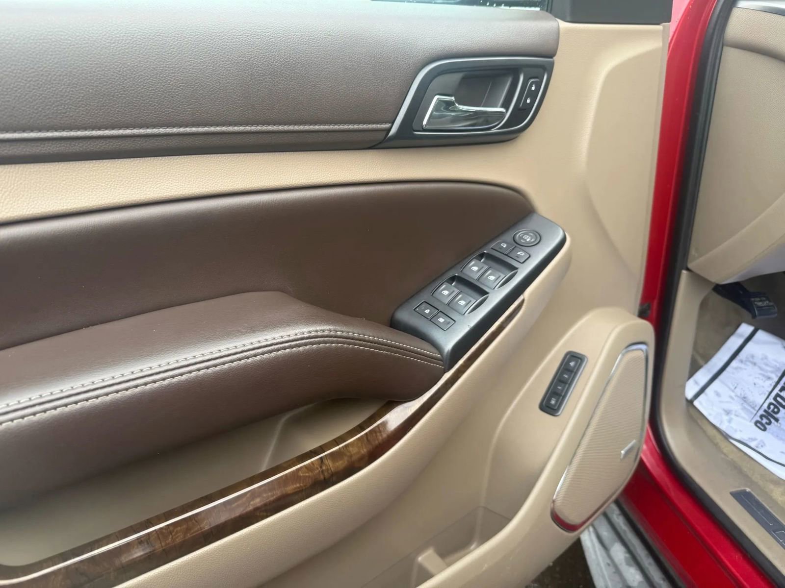 Used 2015 Chevrolet Tahoe LT image 11