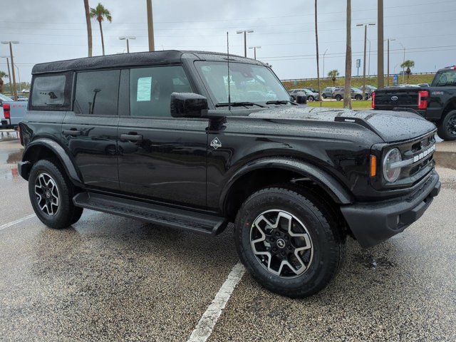 New 2026 Ford Bronco Outer Banks image 2