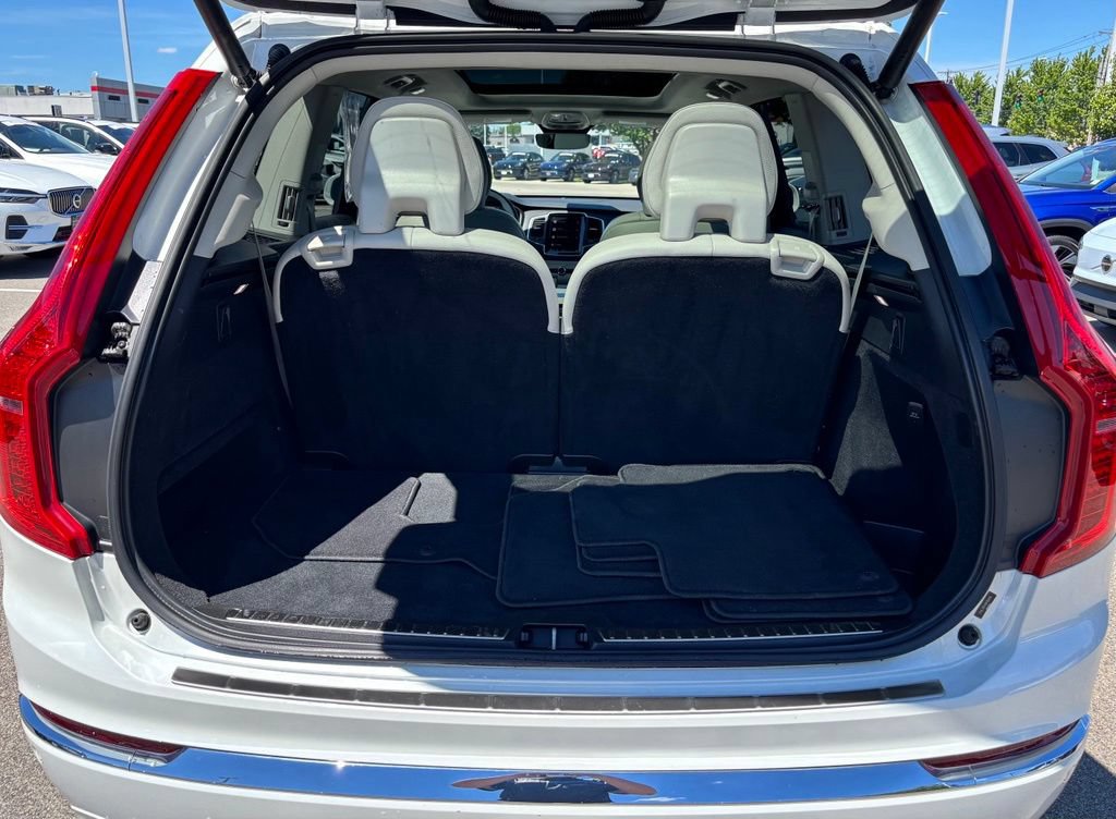 Used 2024 Volvo XC90 B5 Core w/ Climate Package AWD/4WD image 26