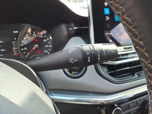Certified 2022 Jeep Compass Limited image 22