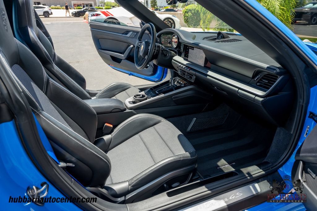 Used 2023 Porsche 911 AWD/4WD image 24