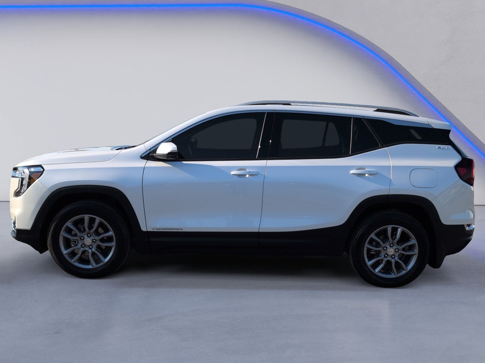 Used 2024 GMC Terrain SLT w/ Infotainment Package II image 11