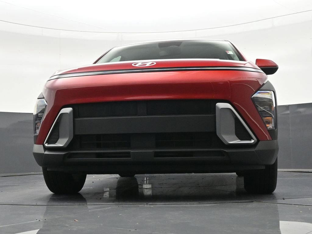 Used 2025 Hyundai Kona SE FWD image 32