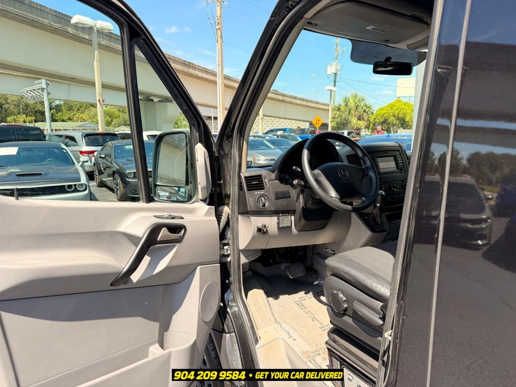 Used 2015 Mercedes-Benz Sprinter 3500 image 16