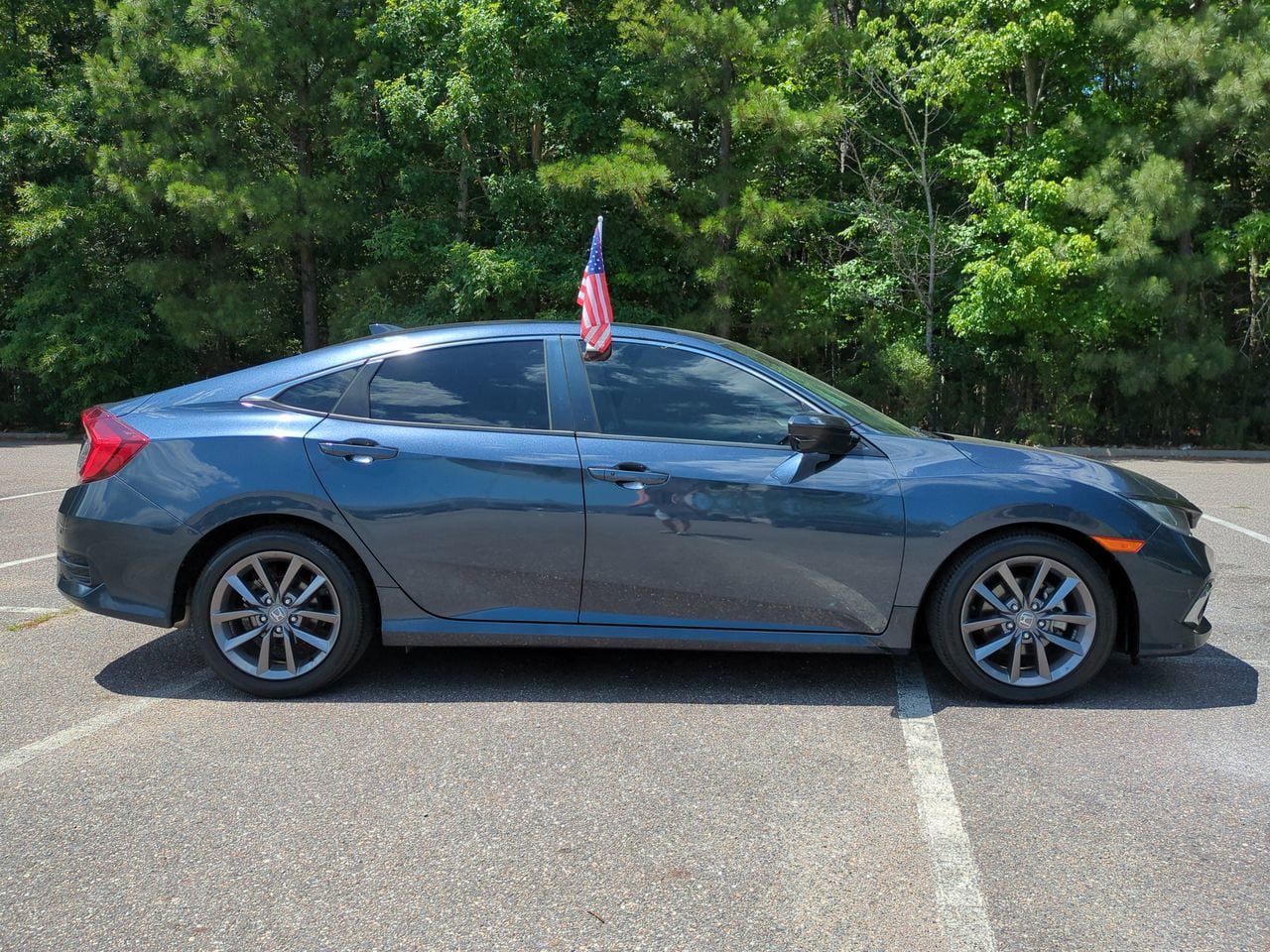 Used 2020 Honda Civic EX image 3