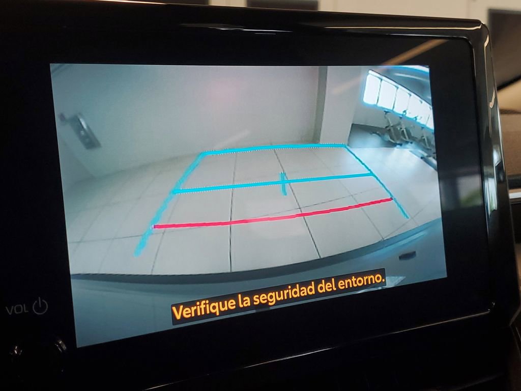 Used 2023 Toyota Corolla Cross L image 26