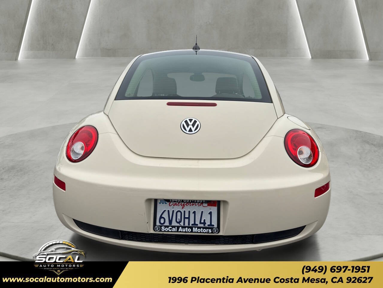 Used 2008 Volkswagen Beetle S FWD image 4