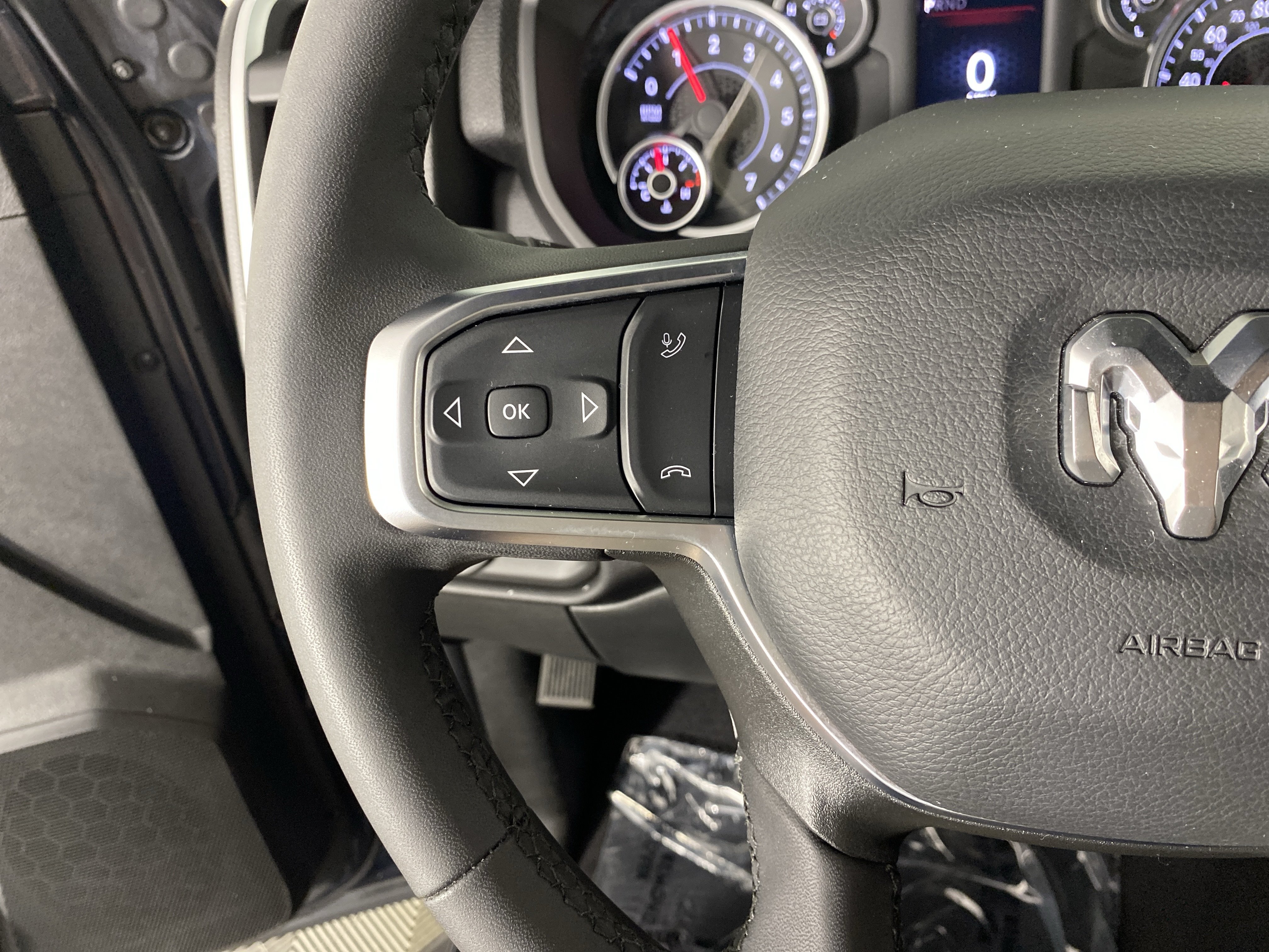 Used 2025 RAM 2500 Big Horn AWD/4WD image 22