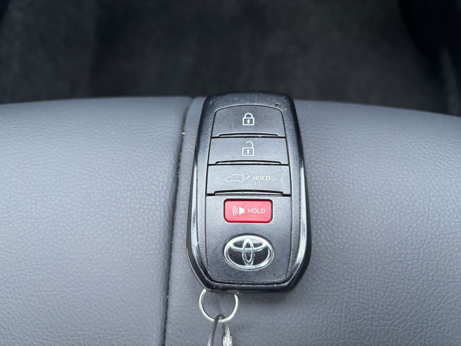 Used 2025 Toyota Highlander XSE AWD/4WD image 23