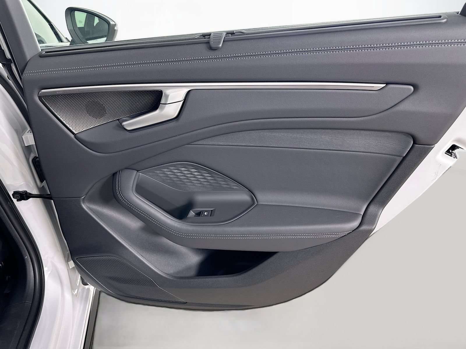 New 2026 Audi A6 Premium Plus AWD/4WD image 41