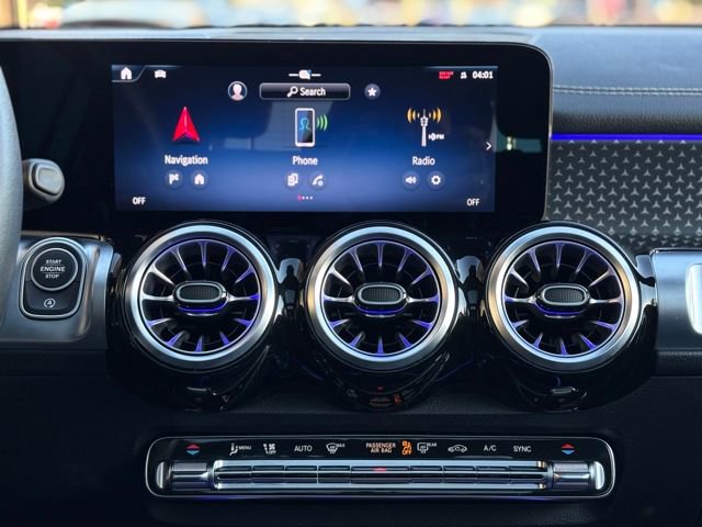 Used 2024 Mercedes-Benz GLB 250 4MATIC image 18