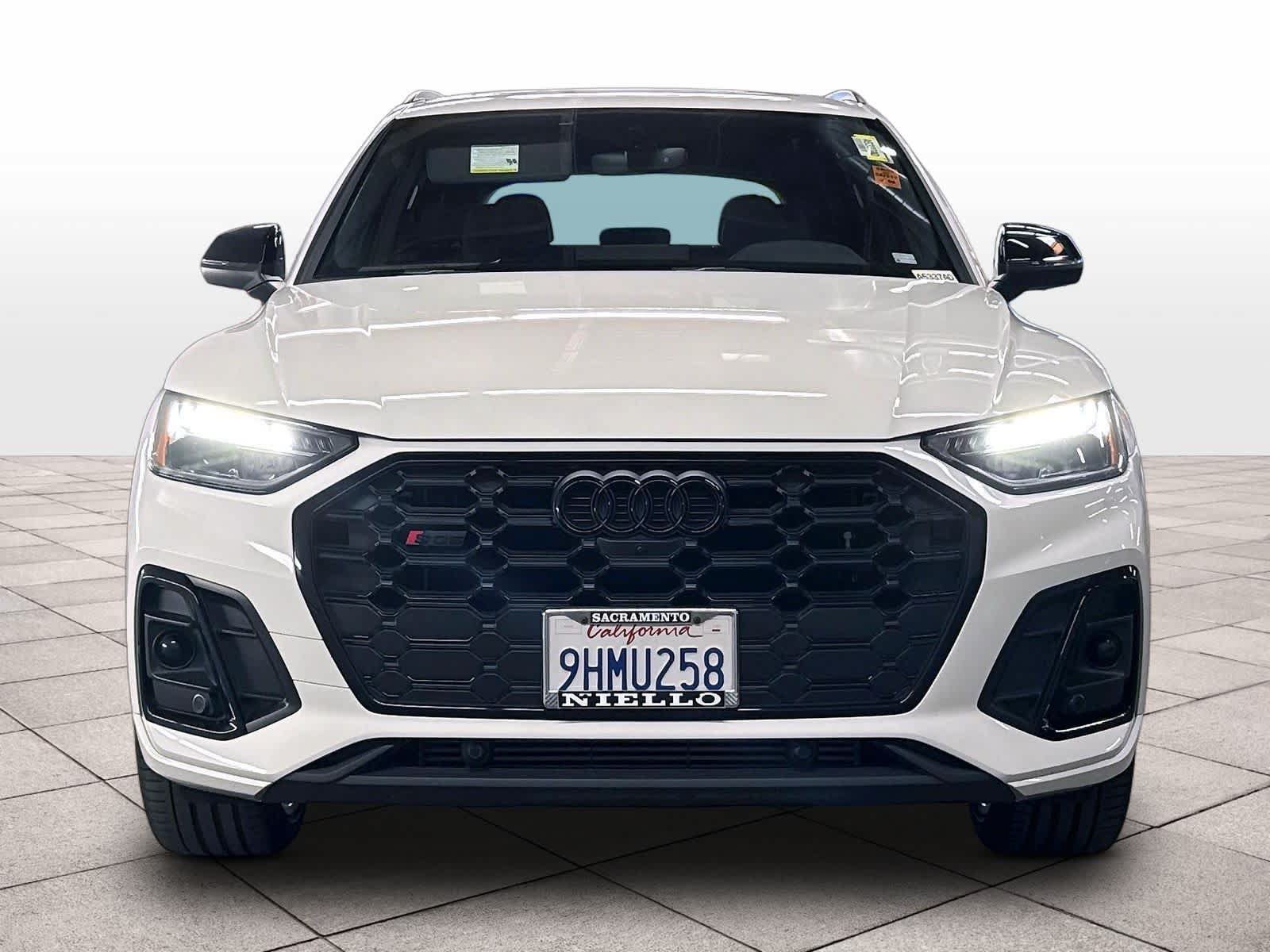 Used 2023 Audi SQ5 Premium Plus w/ Premium Plus Package AWD/4WD image 3