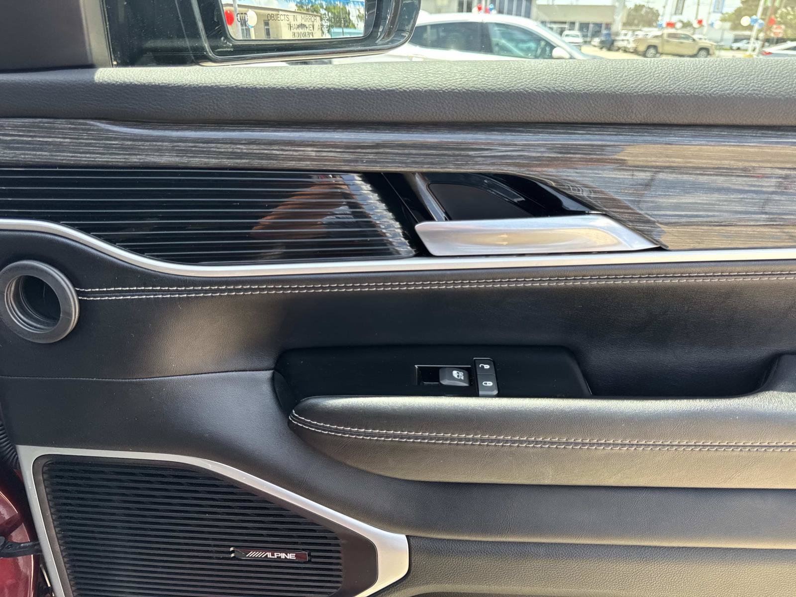 Used 2022 Jeep Wagoneer Series II RWD image 14