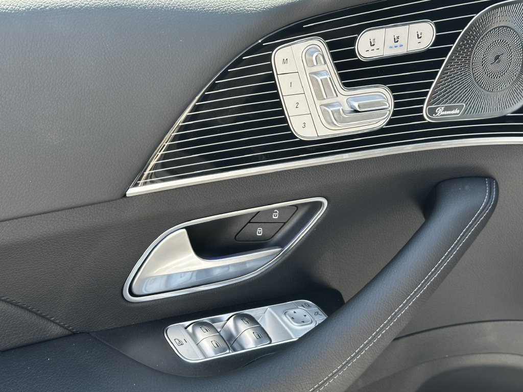 New 2026 Mercedes-Benz GLS 450 4MATIC image 12