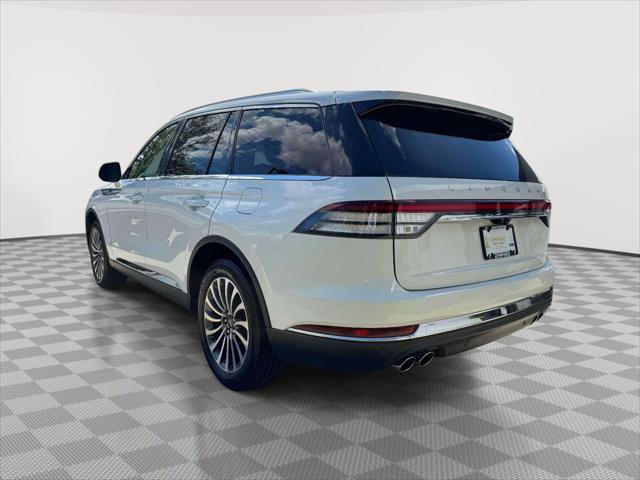 Used 2023 Lincoln Aviator AWD w/ Premium Package image 5