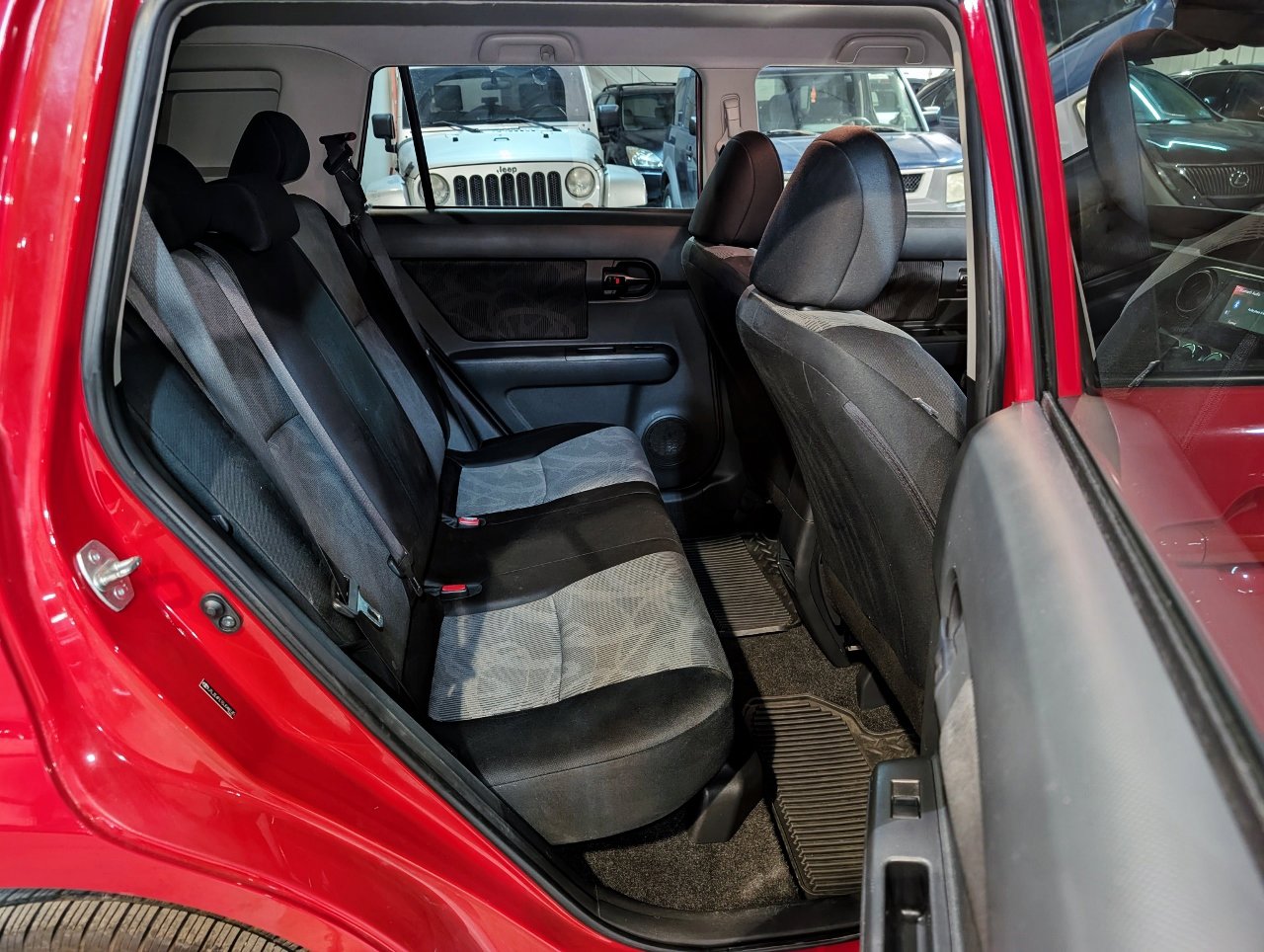 Used 2013 Scion xB image 23