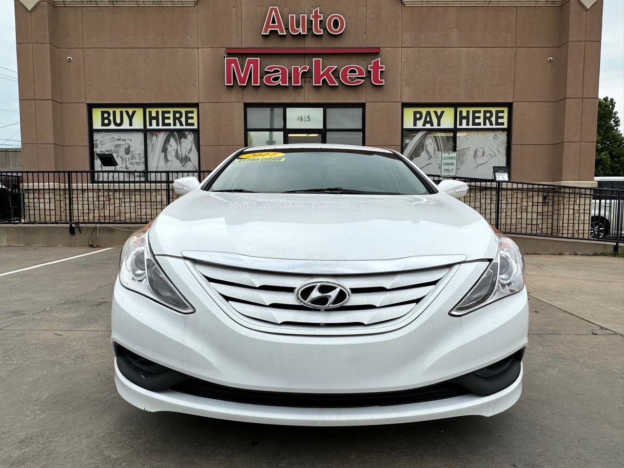 Used 2014 Hyundai Sonata GLS w/ Popular Equipment Group 2 FWD image 2