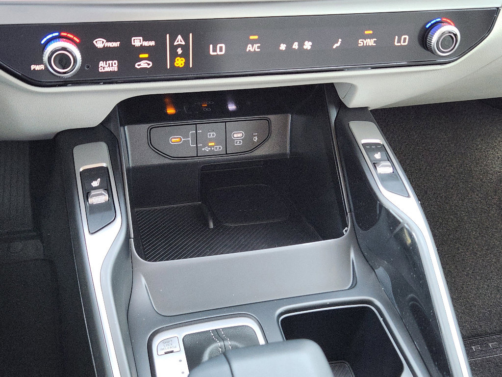 New 2026 Kia Sorento S image 15