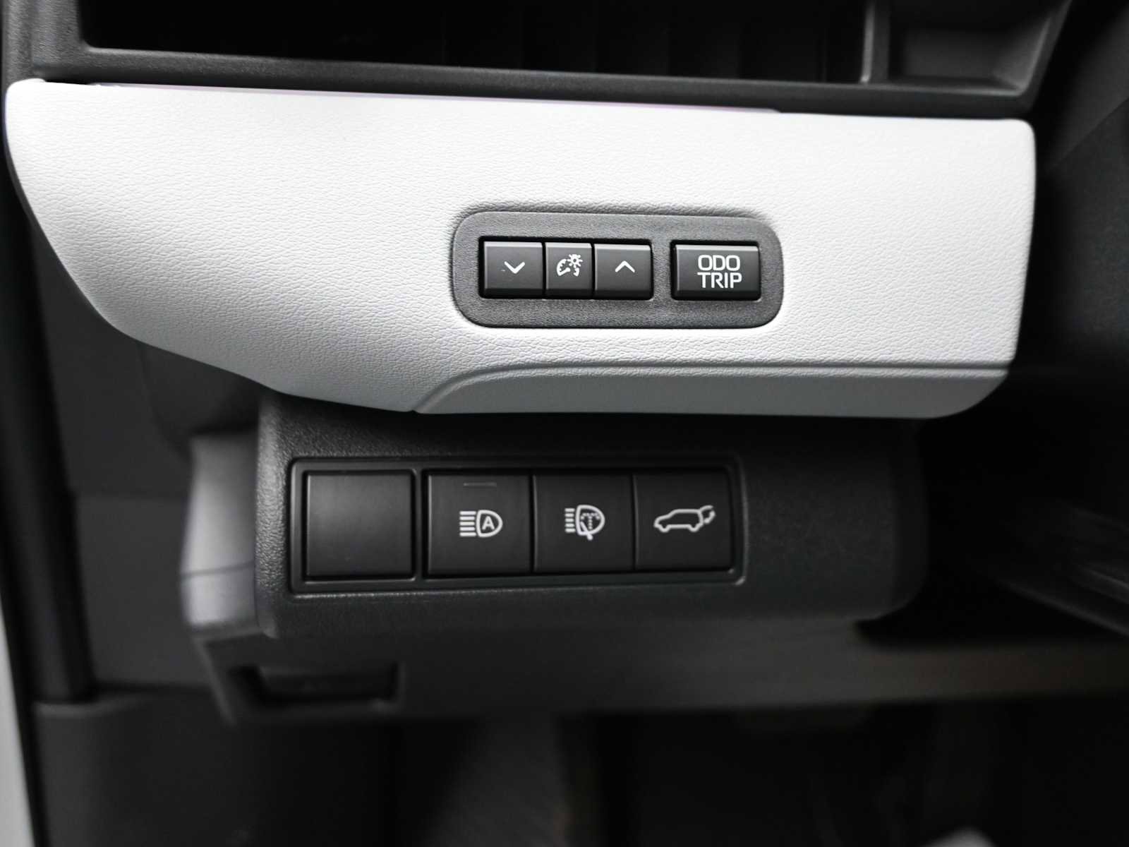 New 2026 Subaru Solterra Premium image 9