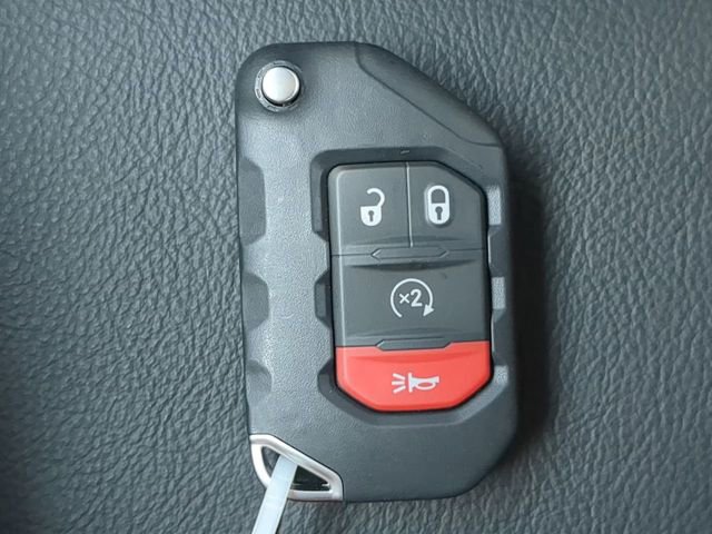 New 2026 Jeep Gladiator Sport image 33