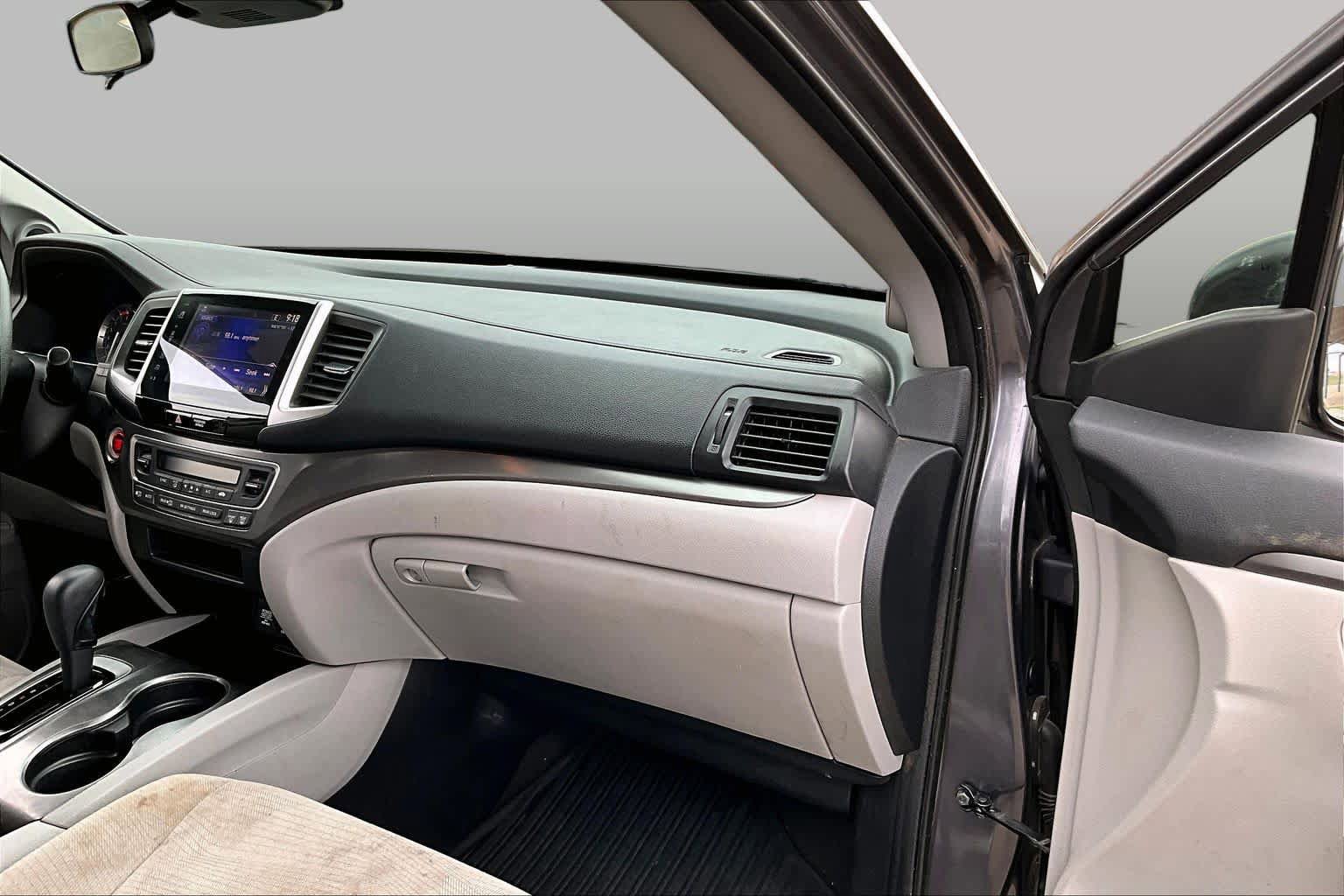Used 2018 Honda Pilot EX image 15