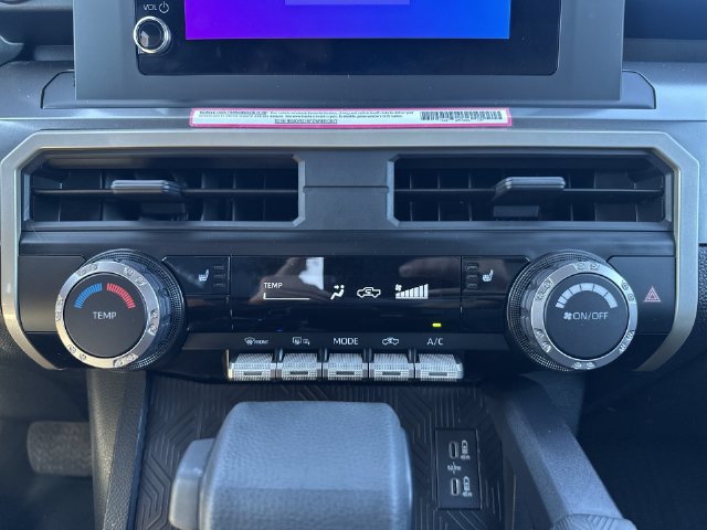 Used 2024 Toyota Tacoma SR5 AWD/4WD image 19