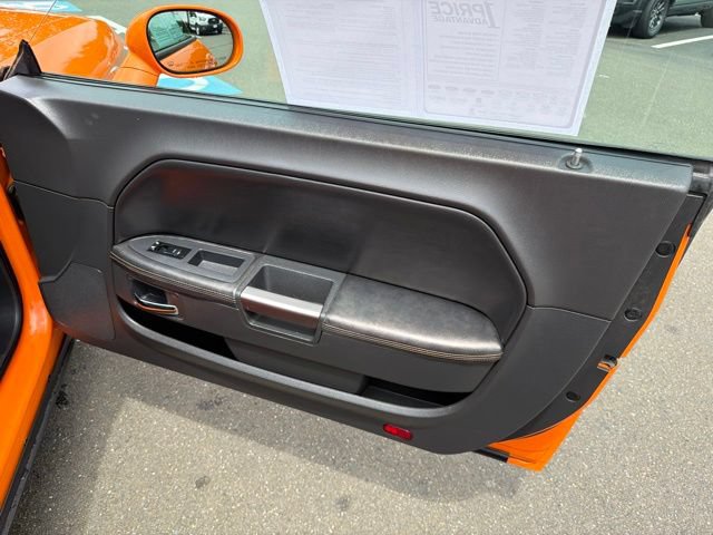 Used 2014 Dodge Challenger R/T RWD image 11