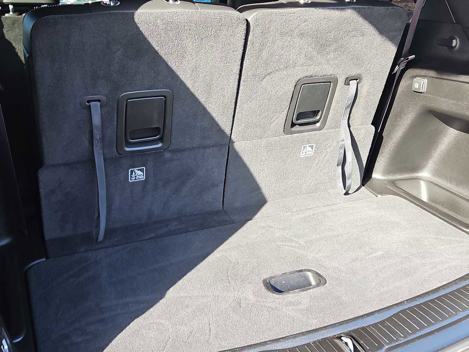 Used 2025 Jeep Grand Cherokee L Laredo image 23