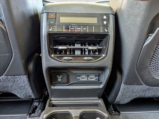 Used 2021 Jeep Grand Cherokee L Limited AWD/4WD image 17