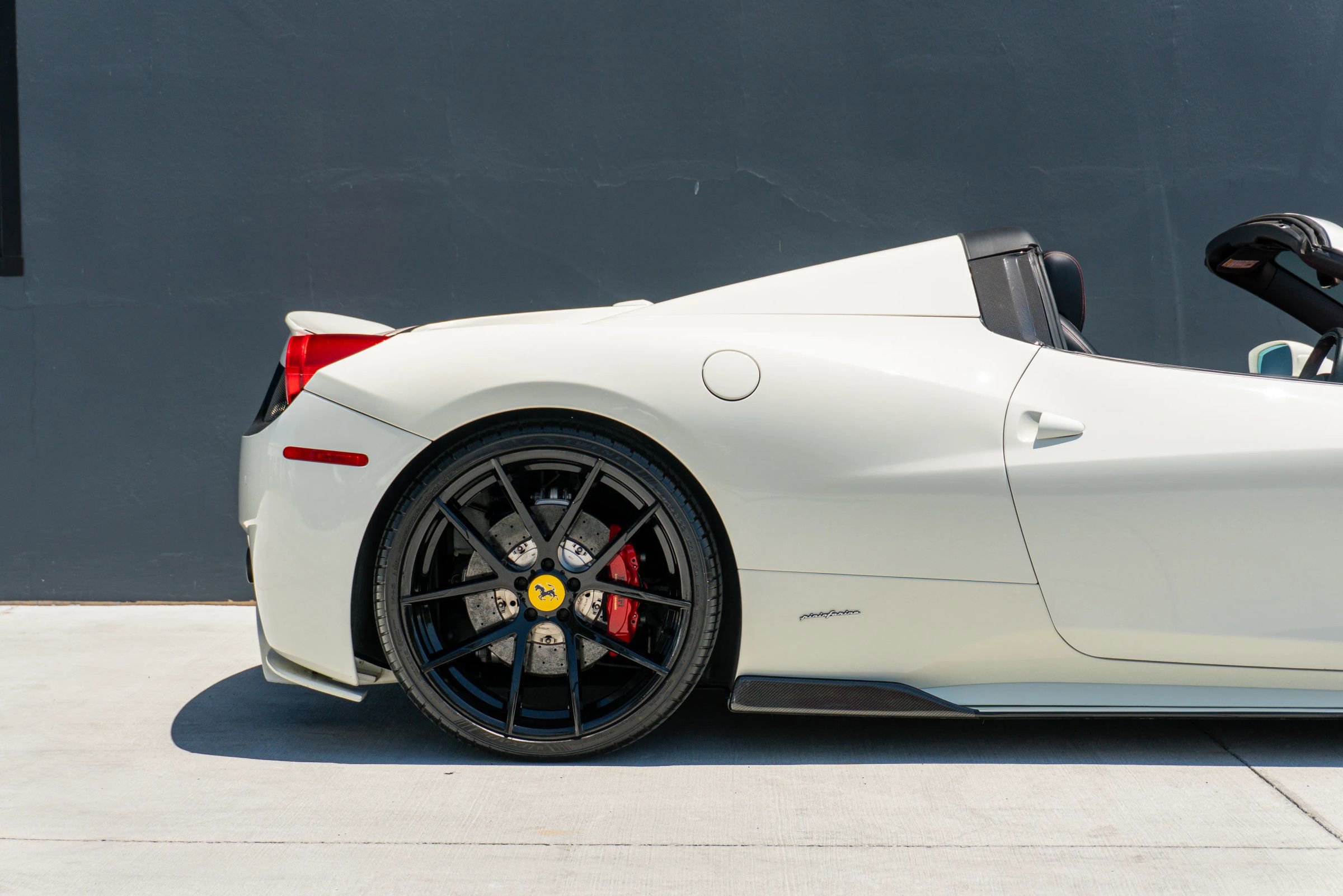Used 2014 Ferrari 458 Spider RWD image 35