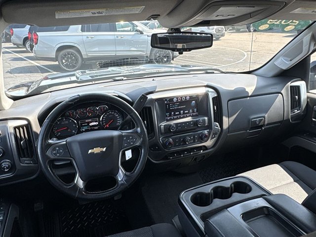 Certified 2019 Chevrolet Silverado 1500 LT w/ LPO, Chrome Package AWD/4WD image 18