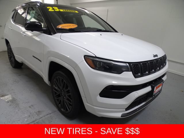 Certified 2023 Jeep Compass High Altitude w/ Driver Assist Group I AWD/4WD image 1
