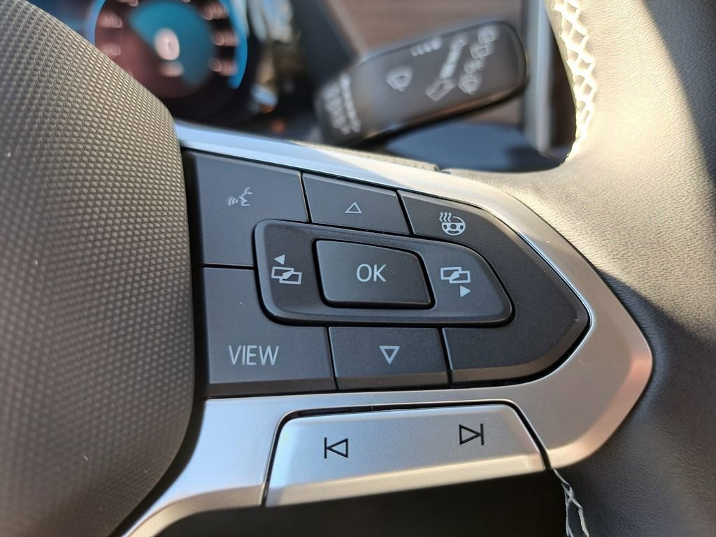 New 2026 Volkswagen Atlas SE image 13