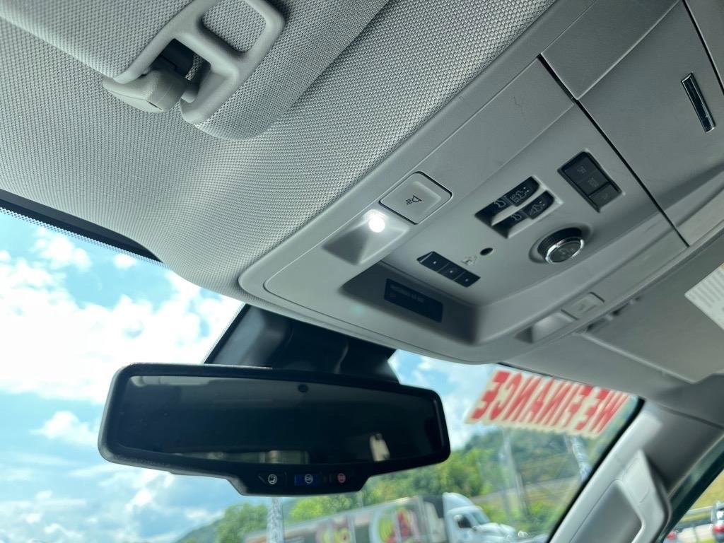 Used 2020 GMC Yukon SLT w/ Open Road Package image 14