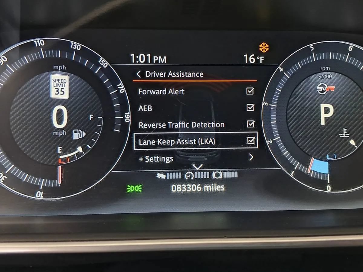 Used 2017 Land Rover Range Rover Sport SVR AWD/4WD image 16