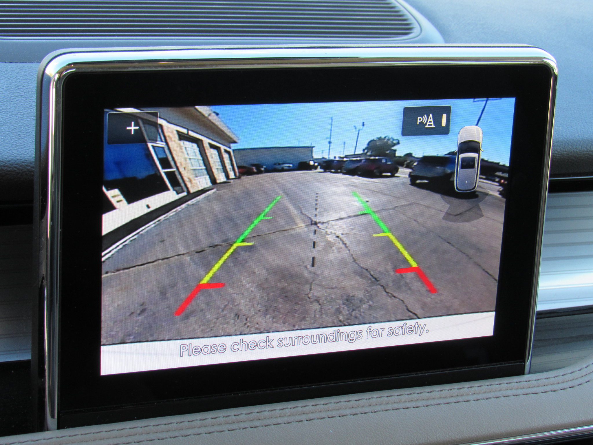 Certified 2020 Lincoln Corsair FWD w/ Equipment Group 101A image 16